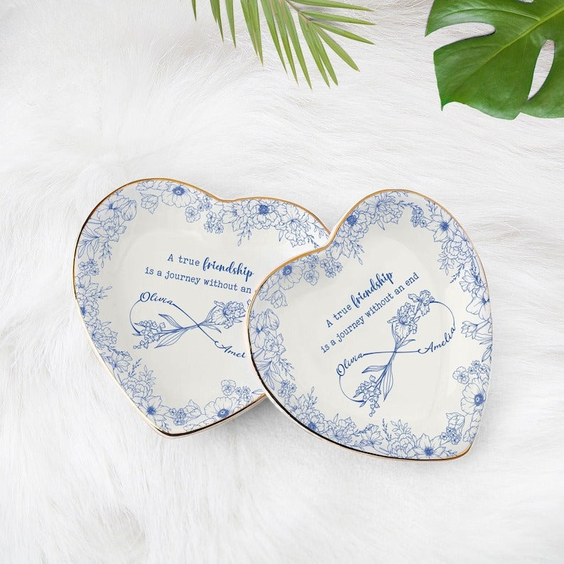 Custom A True Friendship Is A Journey Personalized Jewelry Dish, Gifts for Besties, BFF, Soul Sister, Flower with Name, Best Friend Gifts