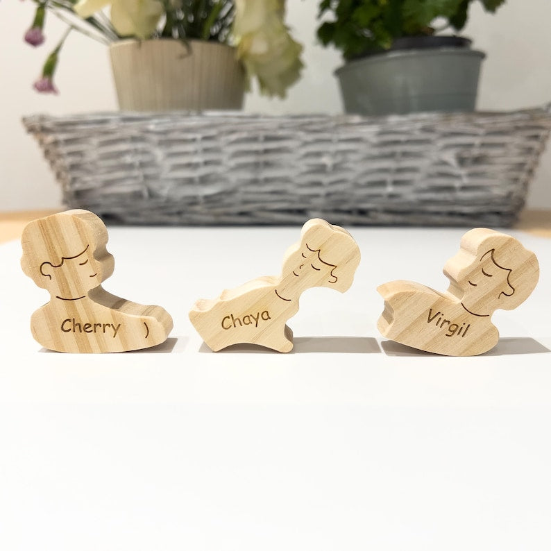 Custom family gifts, Gift for parents, Birthday anniversary gifts, Baby shower gifts, Housewarming gifts, Gifts for mom, Gifts for grandma