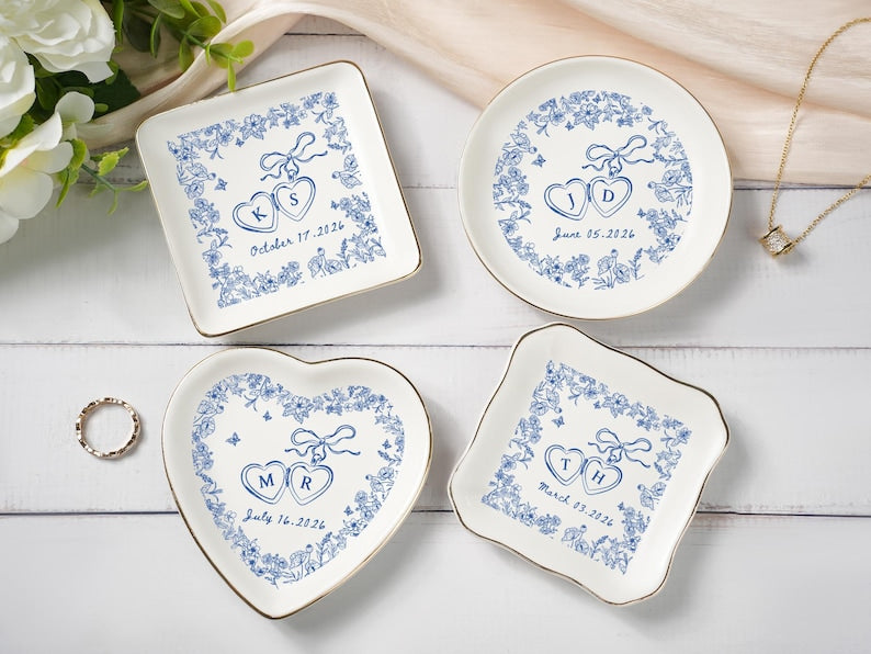 Personalized Locked Ring Dish, Engagement Ring Dish, Wedding Gift for Couple, Toile De Jouy Ring Dish, Gift for Her, Handmade Ring Holder