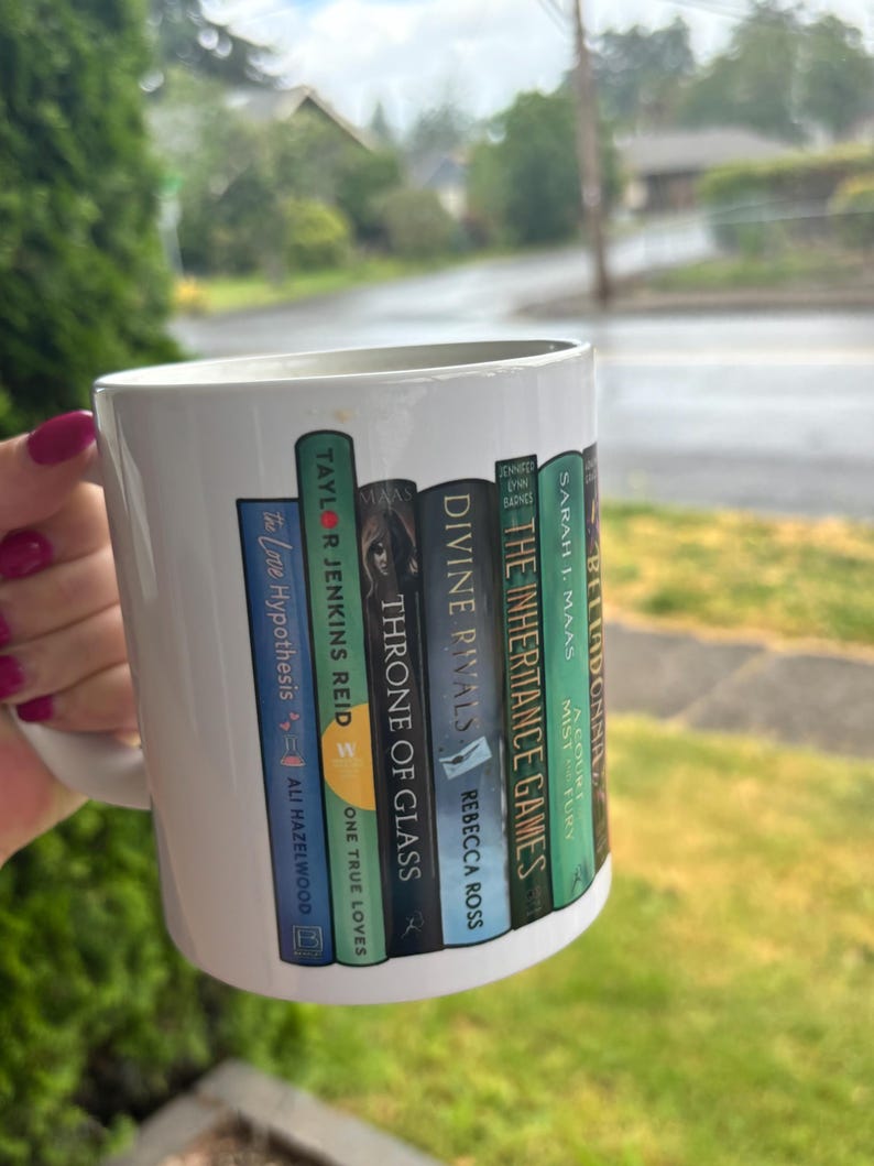 Custom Book Stack Mug: Personalized Book Lover Coffee Cup
