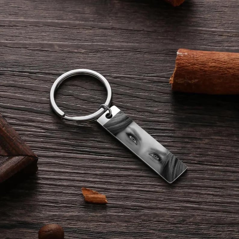 Personalized Photo Keychain for Women Custom Engraved Wedding Keepsake, Stainless Steel Heart Shape, Bridal Party Gift, Anniversary Present