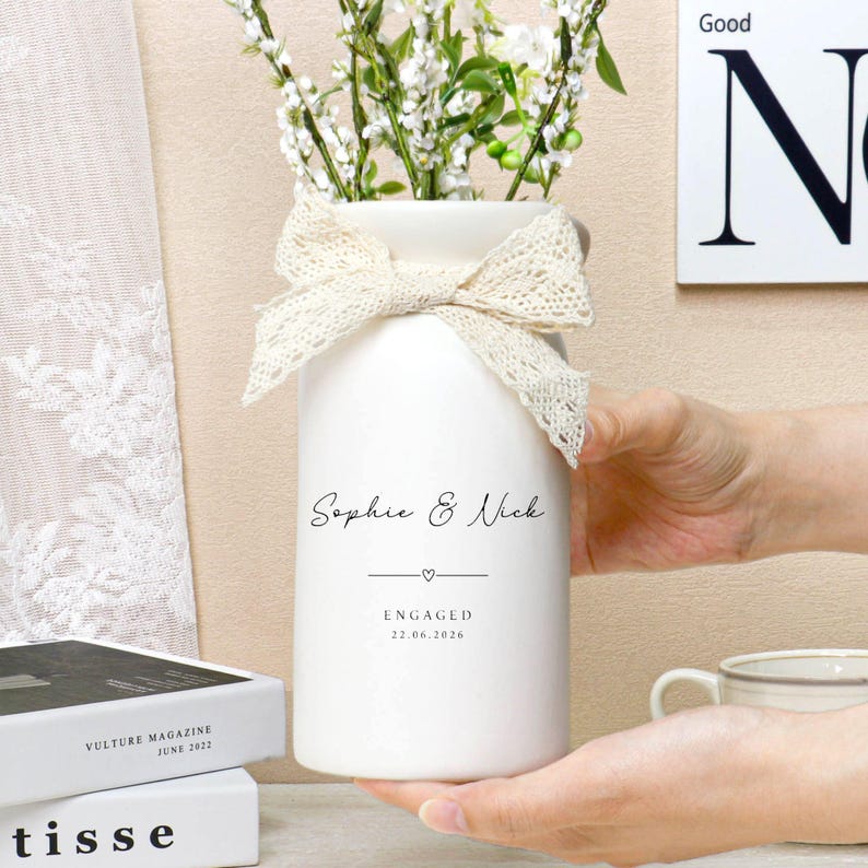 Personalised Engaged Ceramic Vase,New Engaged Couple Gift,Custom Wedding Vase,Gift for Newlyweds,Engagement Gift,Mr & Mrs Gifts For Couple