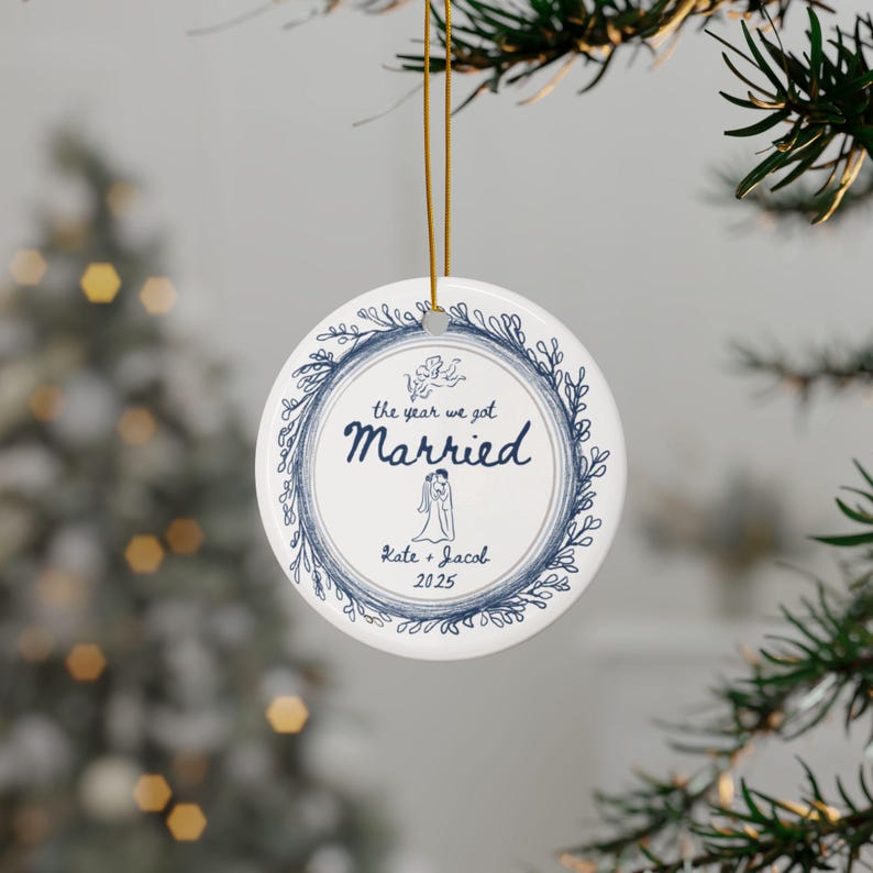 Personalized Wedding Ornament 2025, The Year We Got Married Ornament, Custom Couple Names Christmas Ornament, Newlywed Holiday Gift Keepsake