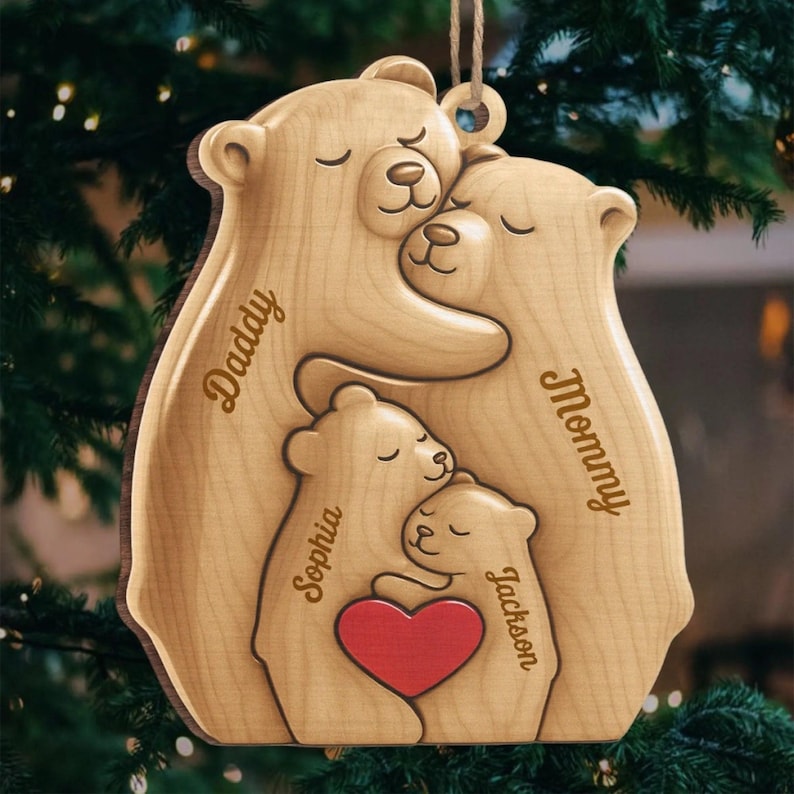 Personalized Wooden Bear Family Ornamnet,Custom Family Member Name Ornament,Christmas Gifts for Family Members, Family Holiday Keepsake Gift