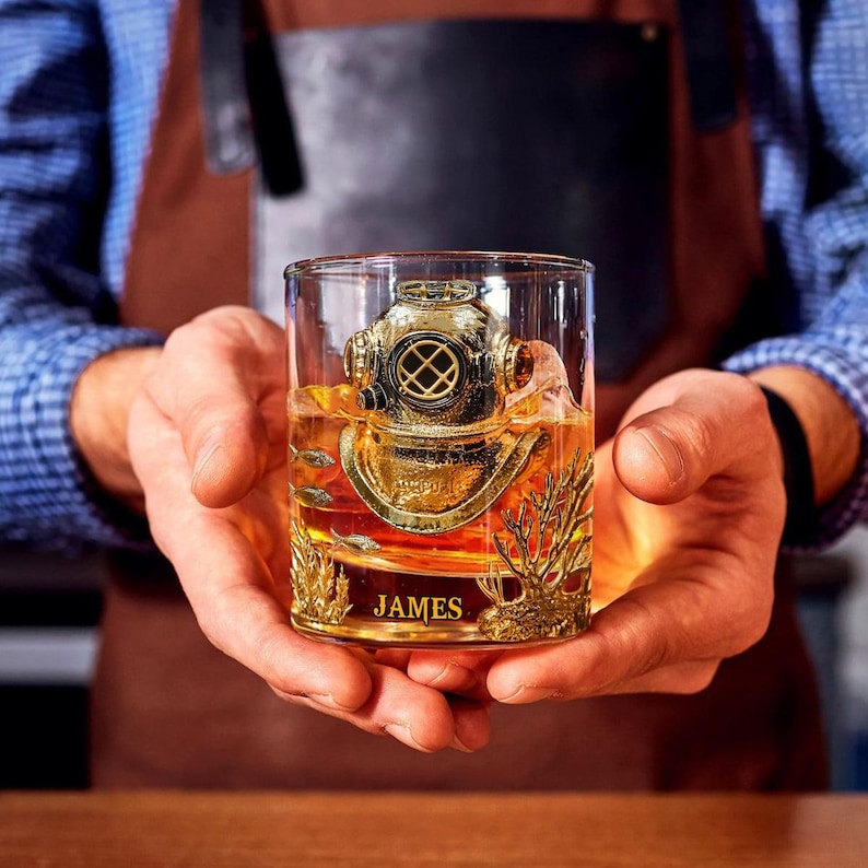 Scuba Diving Whiskey Glass, Personalized Diver Lover Whiskey Glass Gold, Ocean Diving Whiskey Cup, Vintage Barware Gift For Him