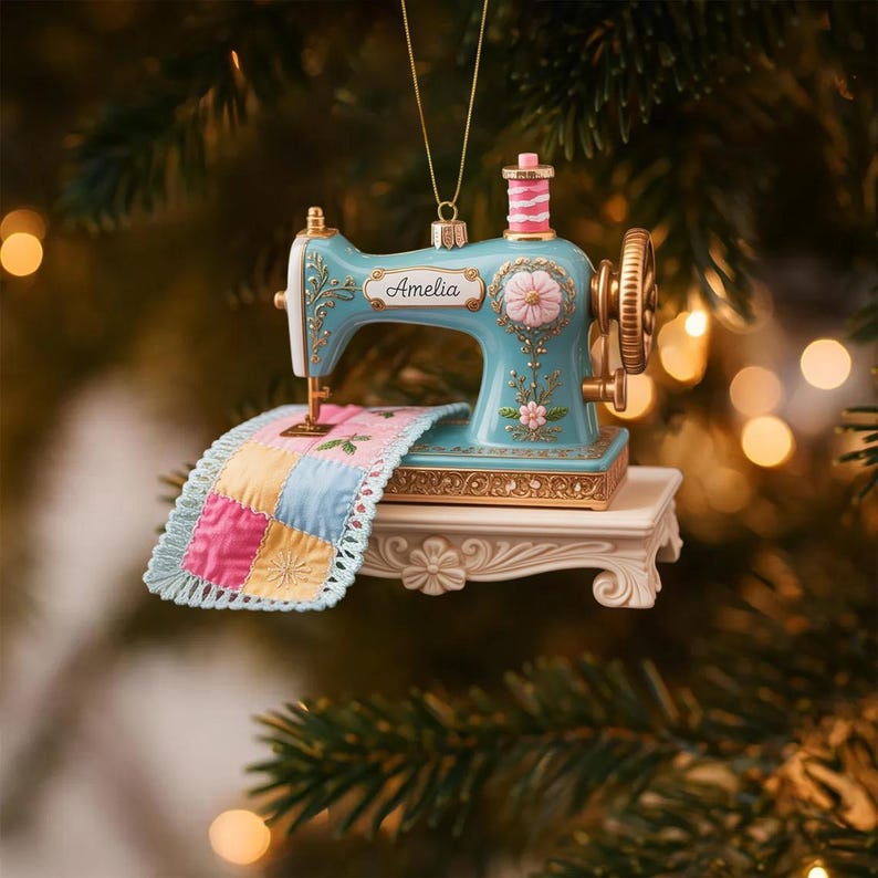 Personalized Sewing Machine acrylic Ornament 2025, Custom Quilter Christmas Decor, Seamstress Gift, Quilting Studio Decor,Crafting Xmas Gift