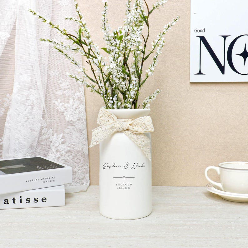 Personalised Engaged Ceramic Vase,New Engaged Couple Gift,Custom Wedding Vase,Gift for Newlyweds,Engagement Gift,Mr & Mrs Gifts For Couple