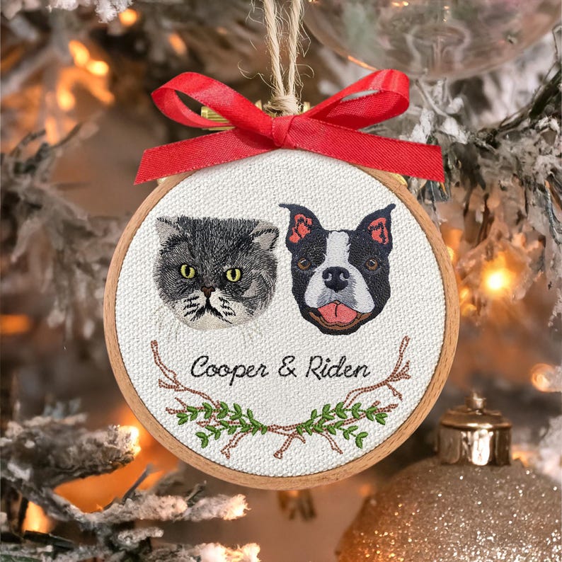 Personalized Embroidery Dog Photo Ornament, Custom Dog Christmas in Hoop, Dog Portrait Gift for Pet Owners