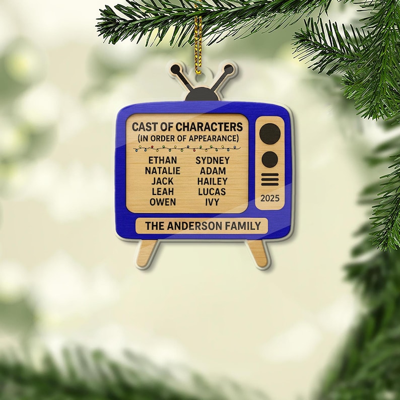 PERSONALIZABLE Retro TV Ornament, CUSTOMIZABLE Family Name Acrylic Decor, Cast of Characters Holiday Keepsake, Unique Gift for Loved Ones