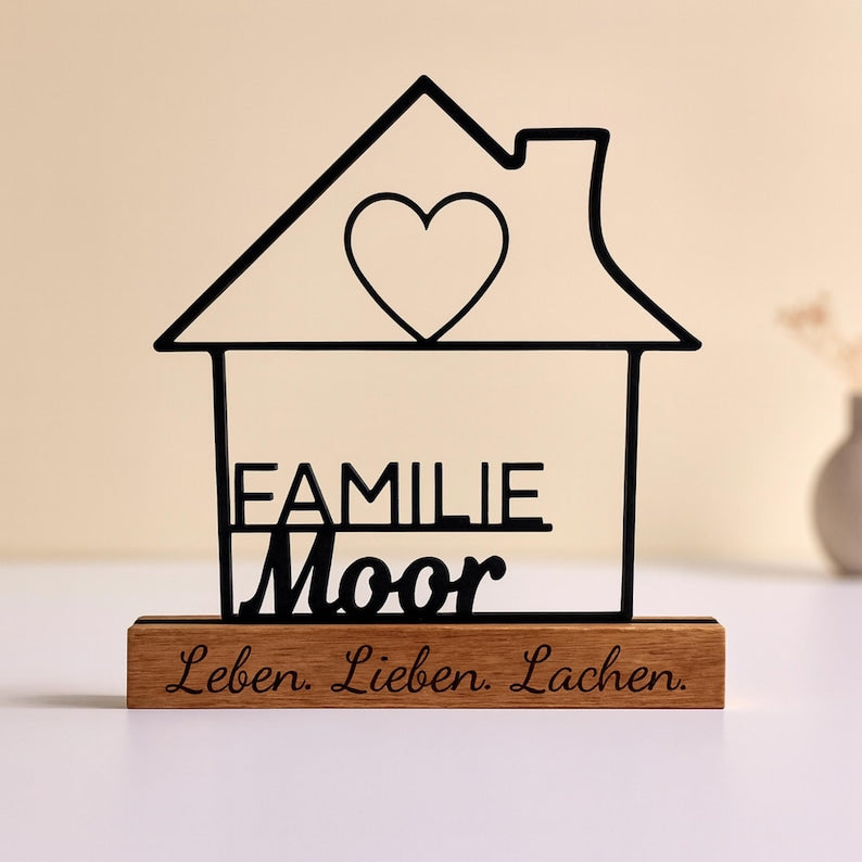 Family sign personalized with name & heart | Family gift, wedding, housewarming gift | House decoration made of wood and 3D printing