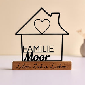 Family sign personalized with name & heart | Family gift, wedding, housewarming gift | House decoration made of wood and 3D printing