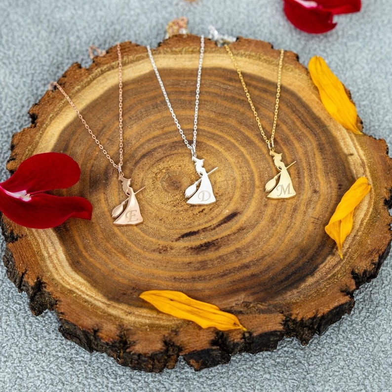 Dainty Wizard of Oz, Wicked Witch of the West Necklace, The Wonderful Wizard of Oz Pendant, Magician Necklace, Wizard, Halloween Necklace