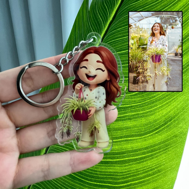 Custom Chibi Keychain: Personalized Cartoon Acrylic Keyring Gift