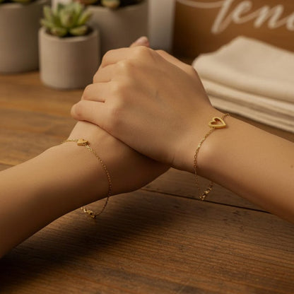 Mother daughter bracelet set Gold Hearts matching Mom daughter Gift Family jewelry Friends Present