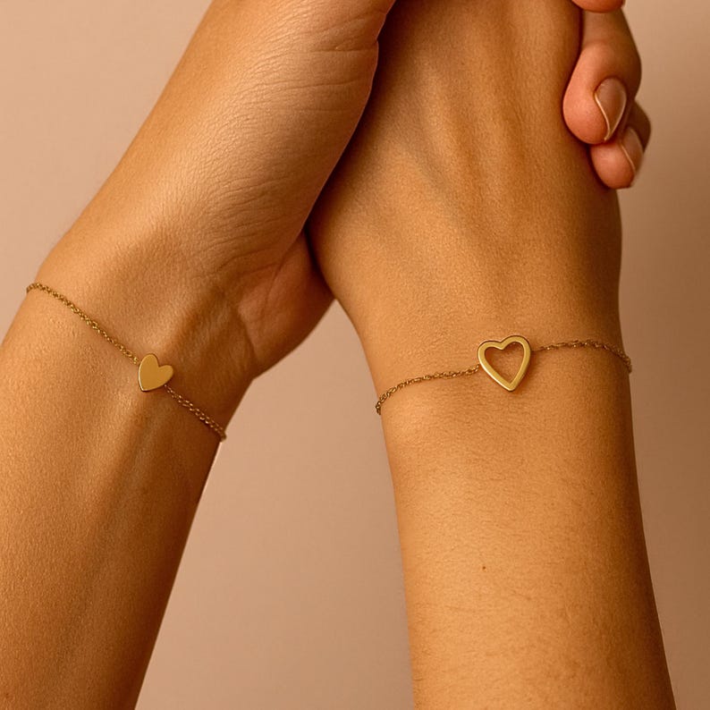 Mother daughter bracelet set Gold Hearts matching Mom daughter Gift Family jewelry Friends Present