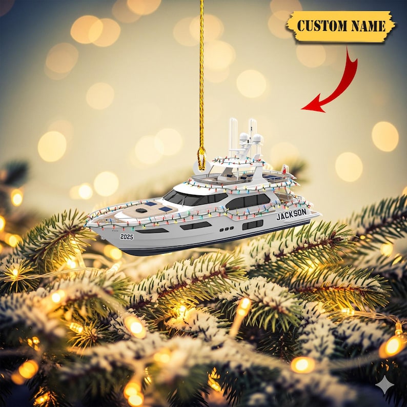 Personalized Yacht Ornament 2025 – Custom Name Flat Acrylic Boat Christmas Tree Decoration, Unique Holiday Gift for Sailing & Ocean Lovers