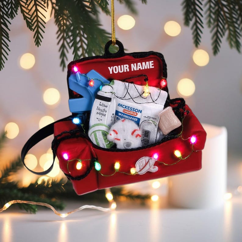 Personalized Sports Medicine Kit Christmas Ornament 2025, Tree Hanging Decor, Gift for Athletic Trainers, Coaches, and Medical Staff