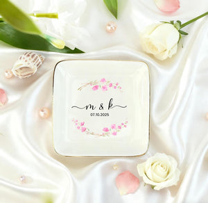 Personalized Engagement Ring Dish, Initials Heart Date Ring Dish, Wedding Gifts for Couple, Gift for Bride, Bridal Shower Gift, Wedding Gift