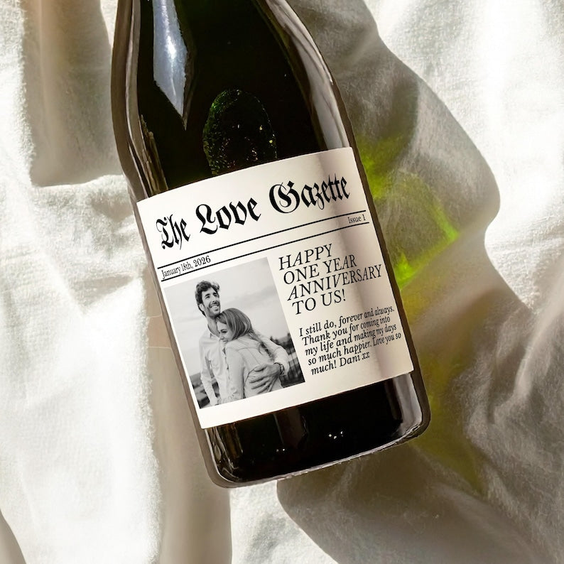 Custom Anniversary Gift for Husband/Wife, Personalized Wedding Newspaper Bottle Label for 1st Year Anniversary, Boyfriend or Girlfriend Gift