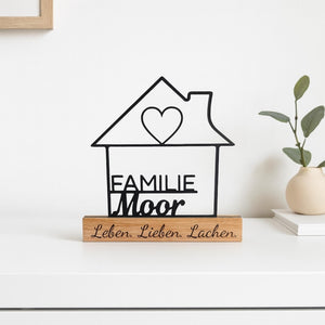 Family sign personalized with name & heart | Family gift, wedding, housewarming gift | House decoration made of wood and 3D printing