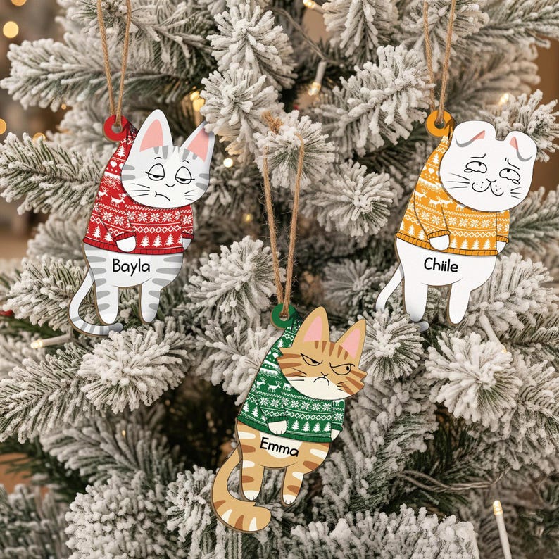 Custom Funny Cats Ornament, Personalized Cat Christmas Ornament, Christmas Tree Cat Ornament, Cat Owner Gift, Cat Mom Gifts, Xmas Gift