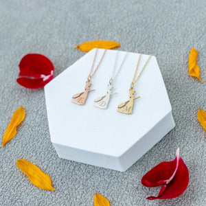 Dainty Wizard of Oz, Wicked Witch of the West Necklace, The Wonderful Wizard of Oz Pendant, Magician Necklace, Wizard, Halloween Necklace