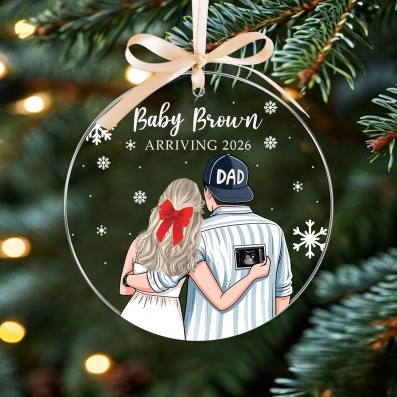 Personalized Pregnancy Family Ornament 2025: Pregnant Couple Keepsake, Expecting Mom Dad Gifts