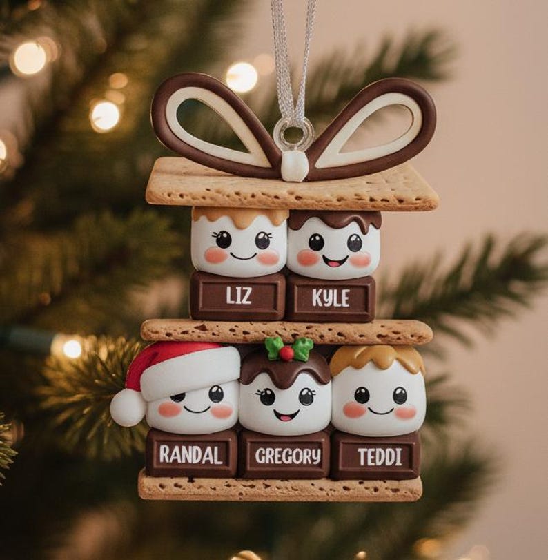 Custom Family Christmas Ornament - Personalized S'mores Family Ornament with Names, Holiday Gift for Parents, Grandparents, and Families.