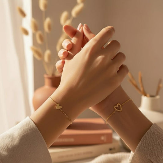 Mother daughter bracelet set Gold Hearts matching Mom daughter Gift Family jewelry Friends Present