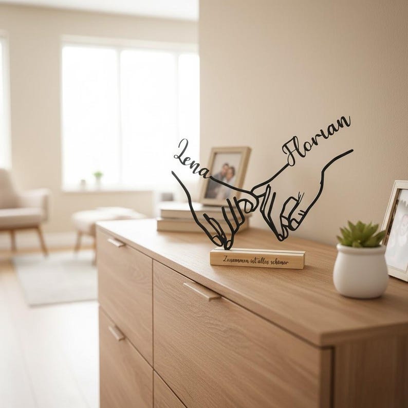 Personalized Pinky Promise decoration with names | 3D print | Gift for couples and friends | Love wooden base decoration | Line art gift 3D print