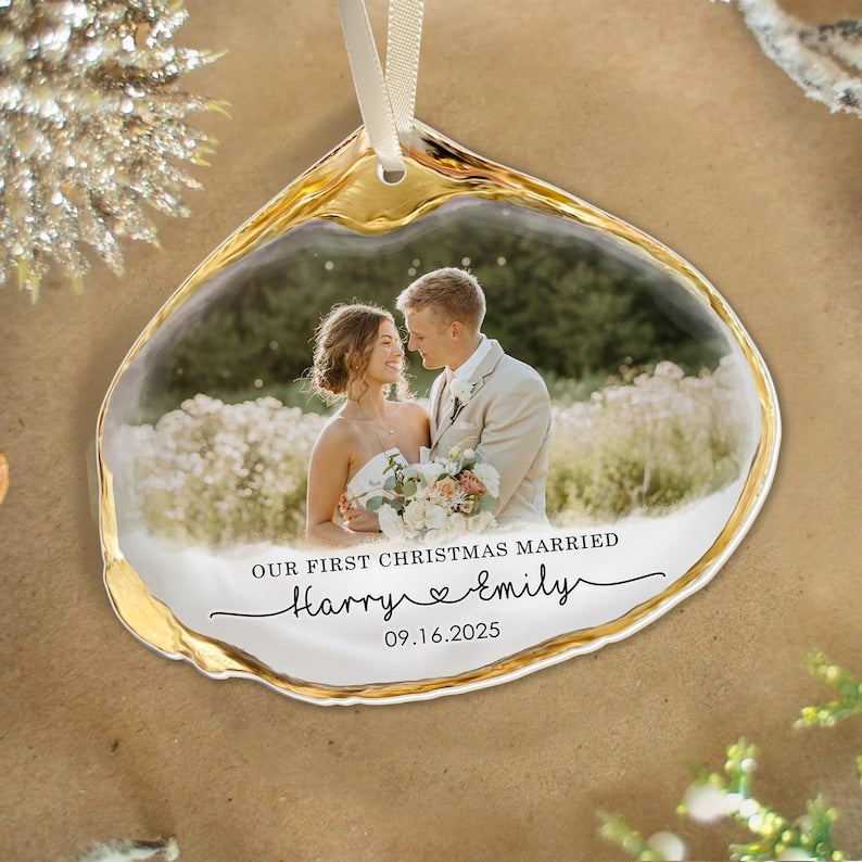 Personalized First Christmas Married Seashell Ornament, Wedding Anniversary Gift, Acrylic Keepsake, Newlyweds Couple Gift, Christmas Gifts