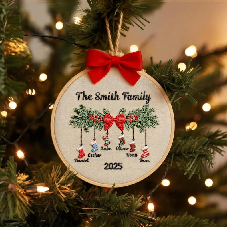 Personalized Family Christmas Ornament, Custom Embroidery Hoop, Holiday Stocking, Gingerbread & Festive Decoration, Gift for Families 2025
