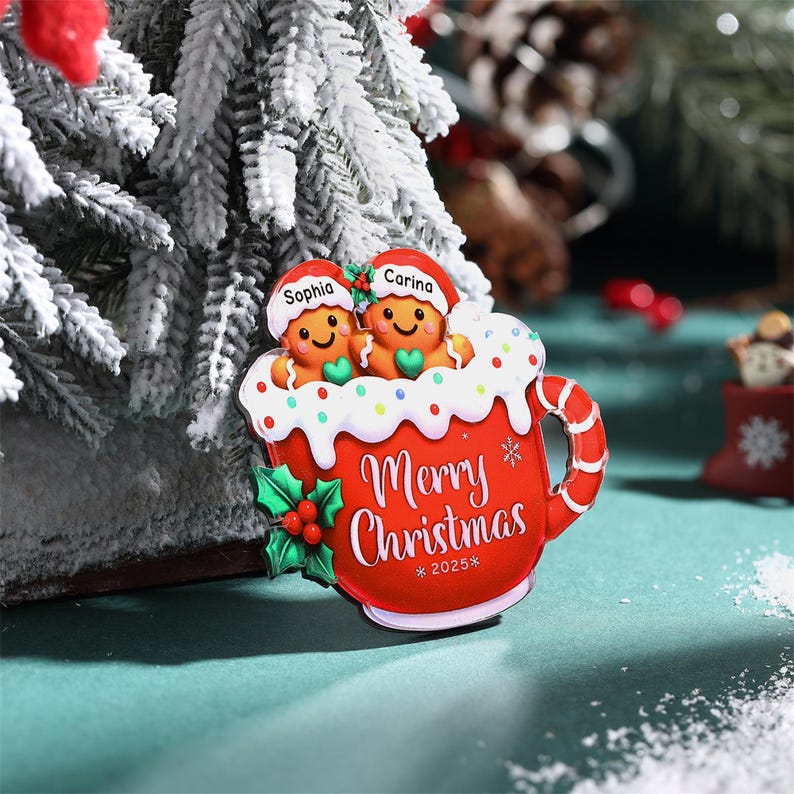 Personalized Christmas Refrigerator Magnets, 2025 Personalized 2-8 Names Family Magnet, Christmas Gift for Mom, Custom Fridge Magnets