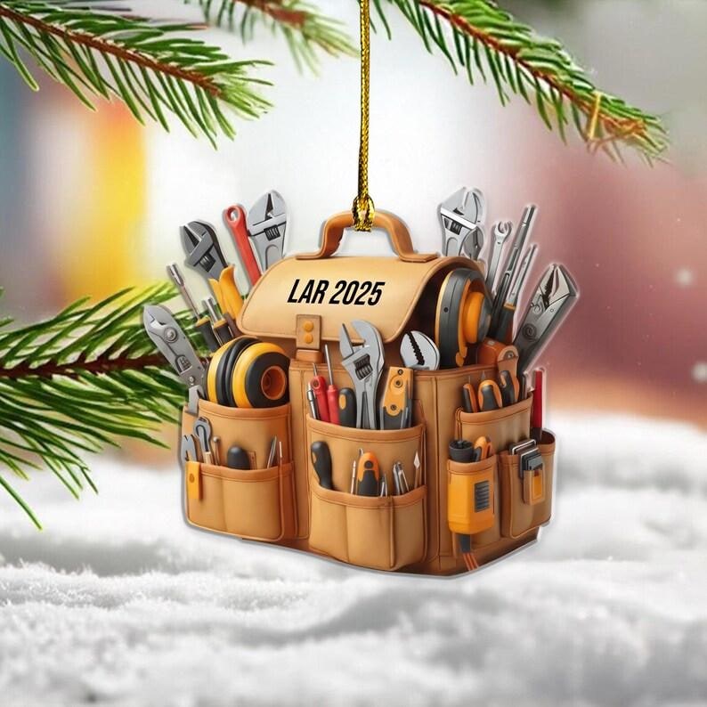 Personalized Tool Bag Ornament, Handyman Christmas Ornament,Name Mechanic Ornament, Carpenter Gift for Dad, DIYer Holiday Keepsake 2D Flat