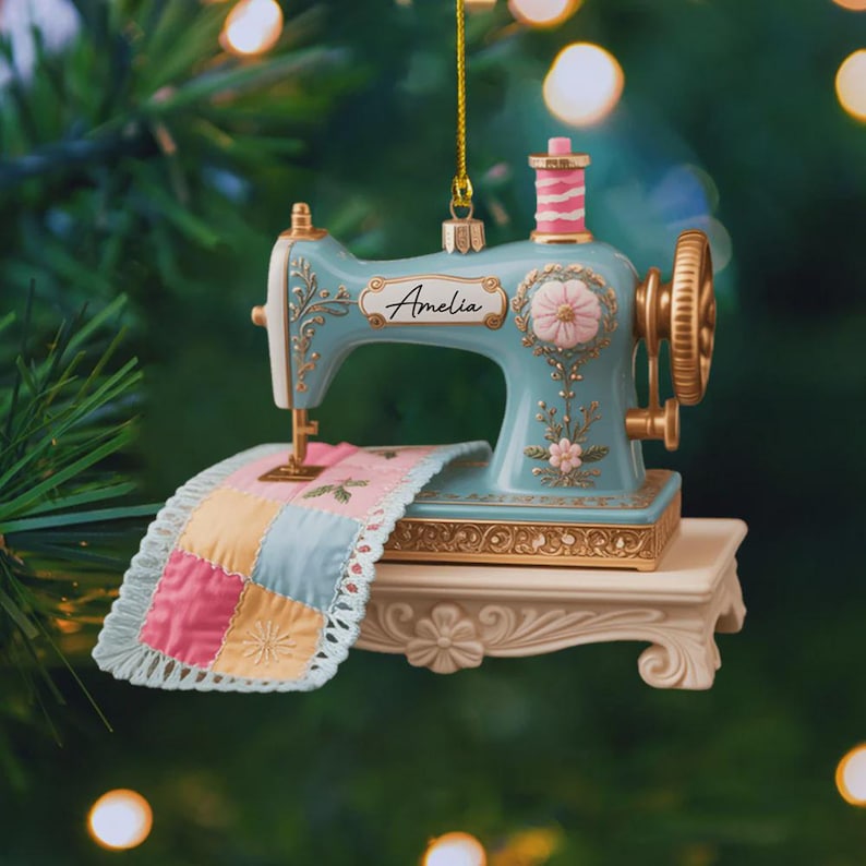 Personalized Vintage Sewing Machine Ornament Custom Name Christmas Gift 2025 Holiday Decor