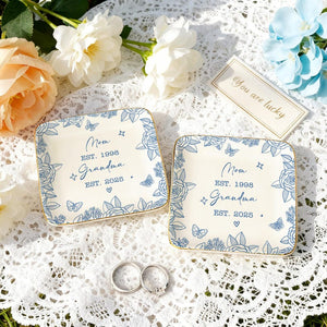 Personalized New Grandma Ring Dish, First Time Grandmother Gift, Pregnancy Announcement to Grandparents, Grandma-to-be Gifts, Gift for Mom