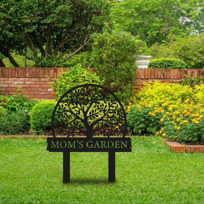 Personalized Garden Sign with Flower Design, Custom Garden Stake with Bird, Custom Garden Gift, Flower Garden Decor, Custom Name Mother Gift