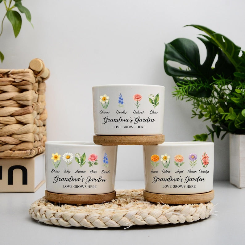 Personalized Grandma's Garden Pot, Christmas Gifts for Nana, Nanny, Garden Flower Pot, Custom Birth Flower Pot, Family Name Flower Plant Pot