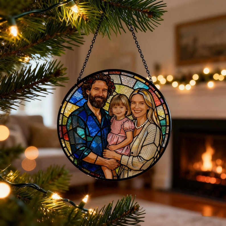 Stained Glass Portrait Ornament, Personalized Christmas Suncatcher, Couple or Family Photo Gift, Holiday Keepsake