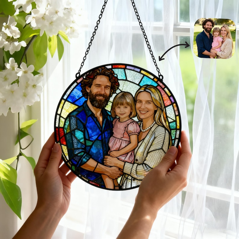 Stained Glass Portrait Ornament, Personalized Christmas Suncatcher, Couple or Family Photo Gift, Holiday Keepsake