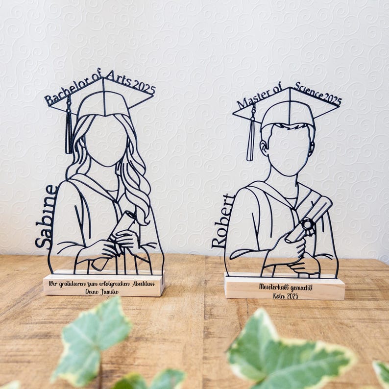 Personalized gift for graduates | 3D printed line art with wooden base | University degree, Bachelor's, Master's, Teacher, Lawyer, High school diploma