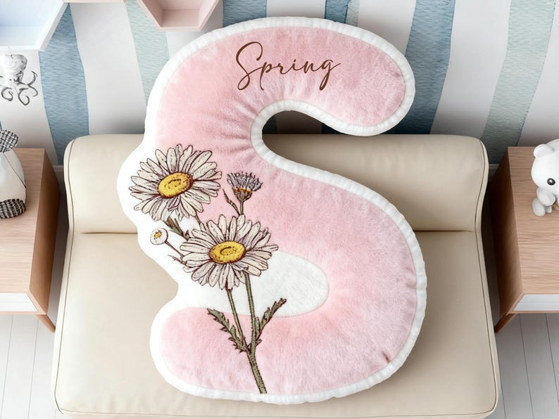 Personalized Birth Flower Letter Pillow,Initial Birth Flower Pillow,Floral Pillow,Birthday Gift for Her,Gift For Mom/Bridesmaid,Wedding Gift