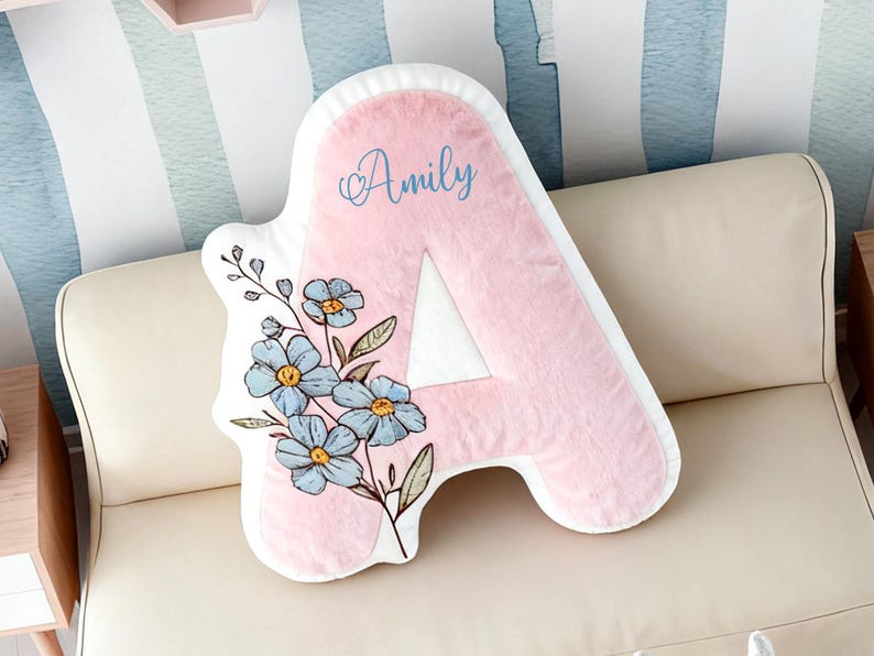 Personalized Birth Flower Letter Pillow,Initial Birth Flower Pillow,Floral Pillow,Birthday Gift for Her,Gift For Mom/Bridesmaid,Wedding Gift