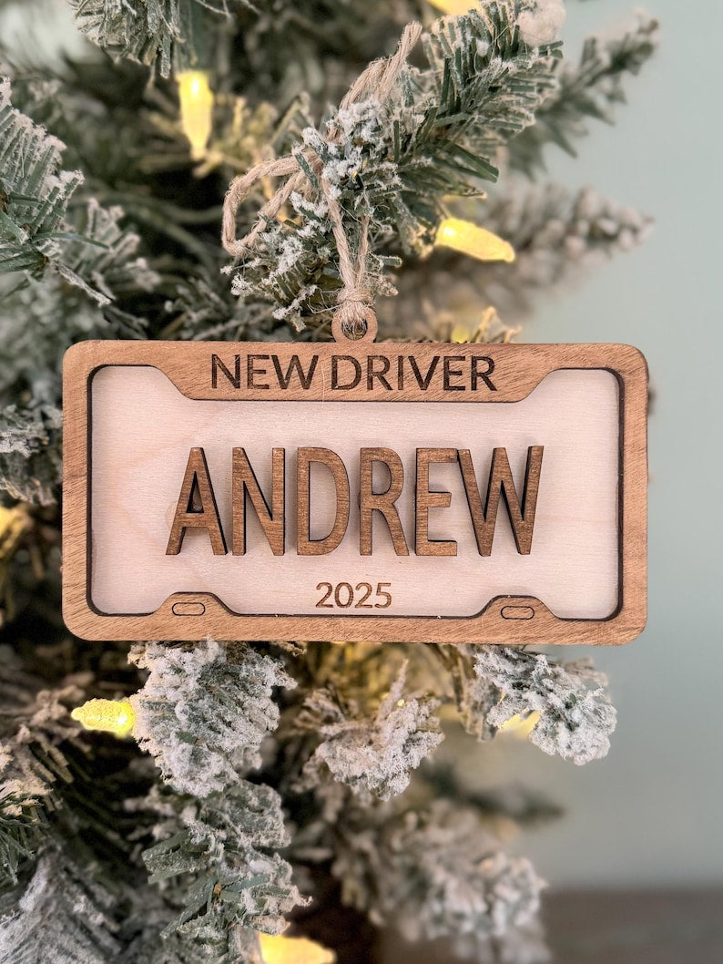 Personalized New Driver Ornament 2025 Custom License Plate Ornament Teen Driver Gift Wood Car Ornament