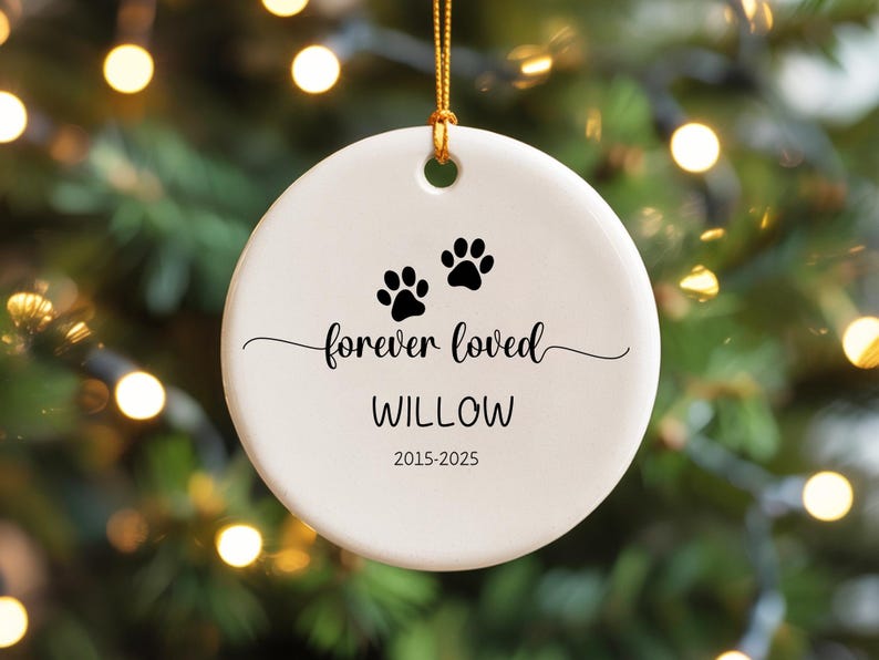 Personalized Dog Memorial Ornament,Dogs Loss Ornament,Pet Memorial Gifts, Dog Mom Christmas Gifts, Forever Loved, Custom Dog Ornament