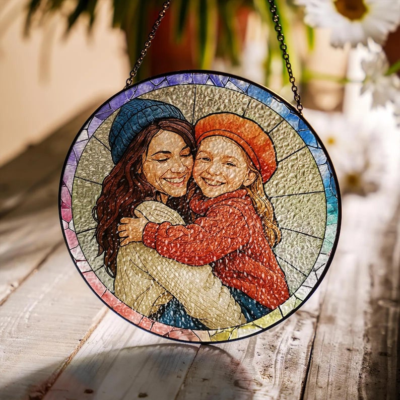 Custom Stained Glass Family Portrait Suncatcher Personalized Photo Window Hanging Gift for Mom Dad Grandma Couple Kids Sun Catcher Keepsake