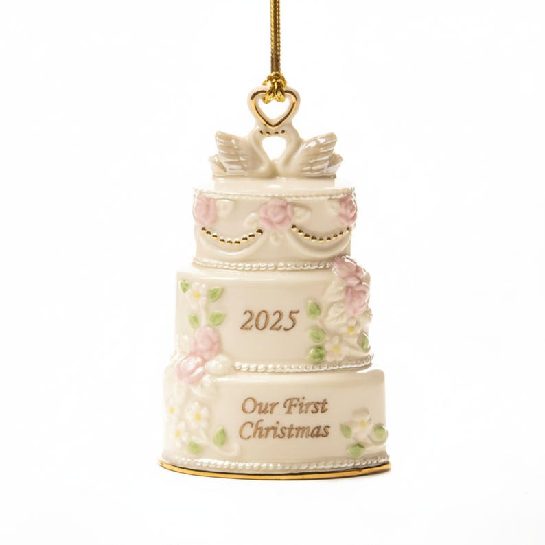 Personalized 2025 Our First Christmas Together Cake Ornament, Custom Acrylic Ornament for Couples, Wedding, Anniversary