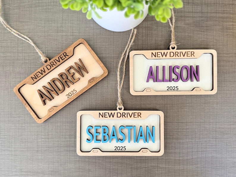 Personalized New Driver Ornament 2025 Custom License Plate Ornament Teen Driver Gift Wood Car Ornament