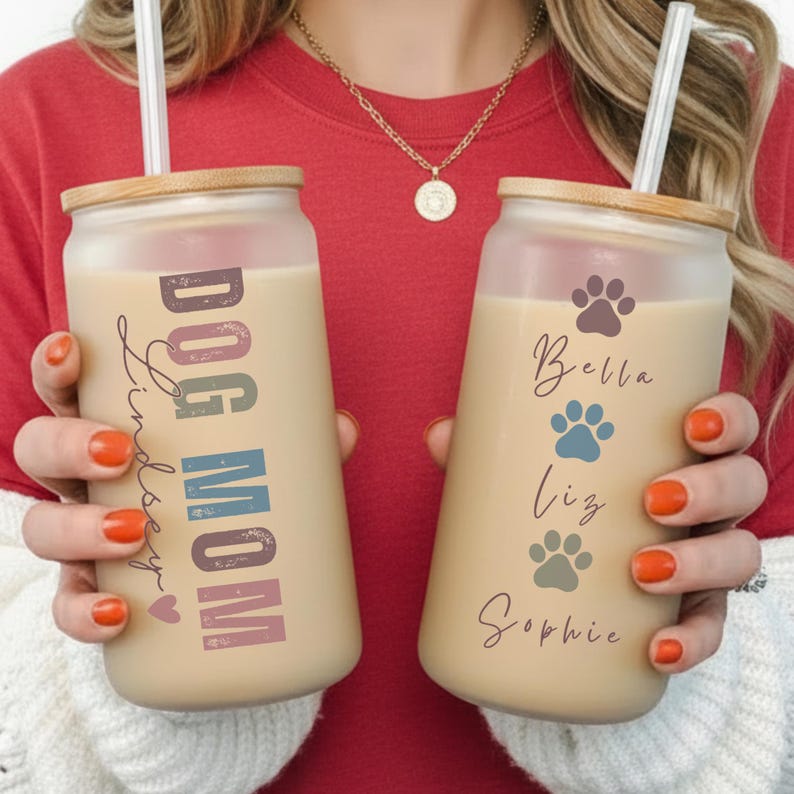 Custom Dog Mom Glass Cup Pet Mom Gift Dog Lover Cup Dog Paws Cup Simple Dog Mom Iced Coffee Cup Personalized Dog Mom Frosted Cup Dog Names