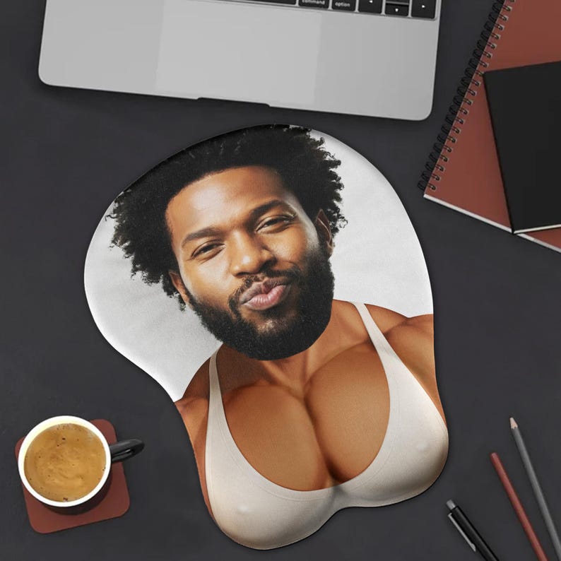 Custom Funny Face 3D Mouse Pad, Personalized Men Photo 3D Mouse Pad, Gift For Girlfriend Wife, Humor Gift for Boss Coworker